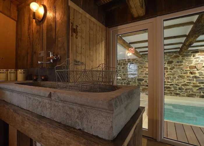 בית נופש Country Home In Theux With Pool & Sauna